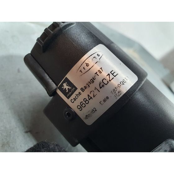 Bandeja Trasera Para Peugeot 5008