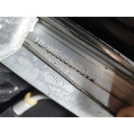 Elevalunas Delantero Izquierdo Para Ford Fiesta