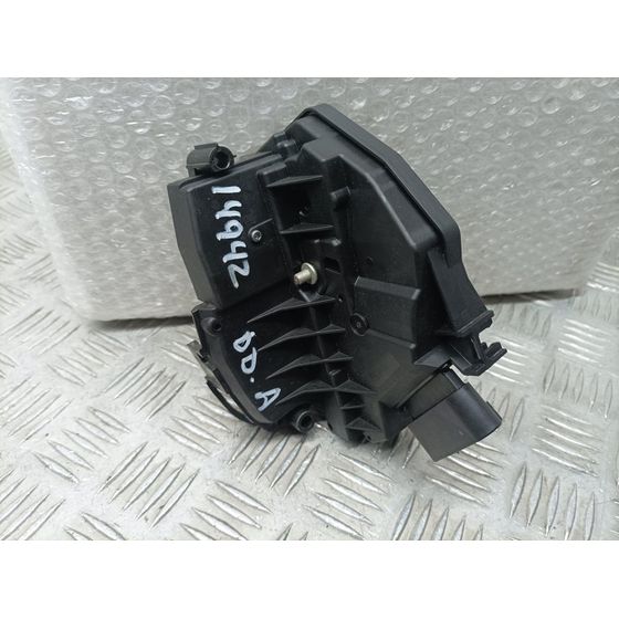 Cerradura Puerta Delantera Derecha Para Ford Focus Lim.