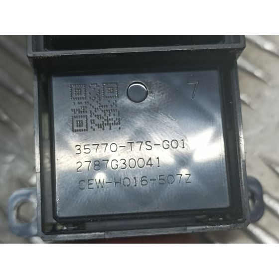 Mando Elevalunas Trasero Derecho Para Honda Hr-V