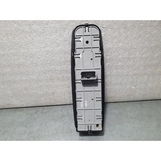Mando Elevalunas Delantero Izquierdo Para Renault Laguna Iii