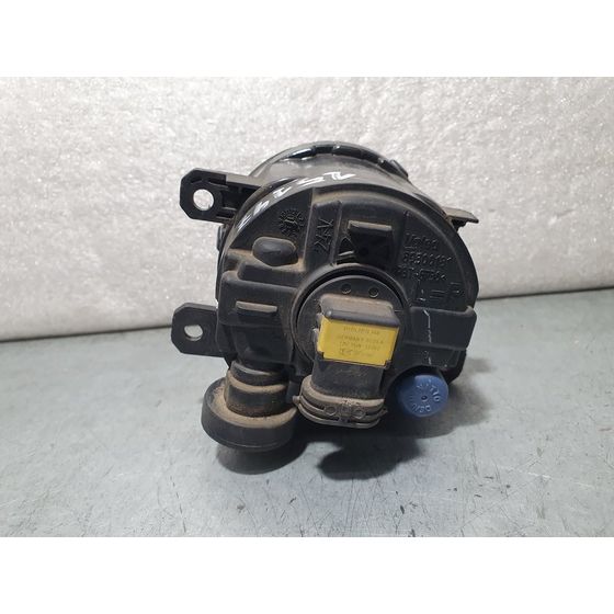Faro Antiniebla Derecho Para Mitsubishi Asx