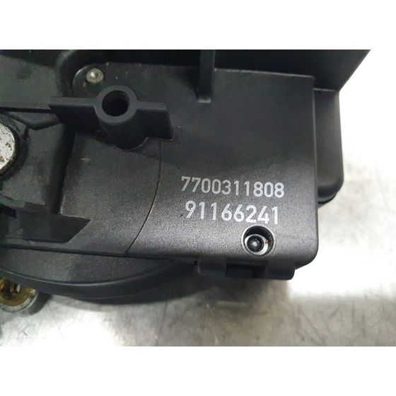 Cerradura Puerta Delantera Derecha Para Renault Trafic Caja Cerrada