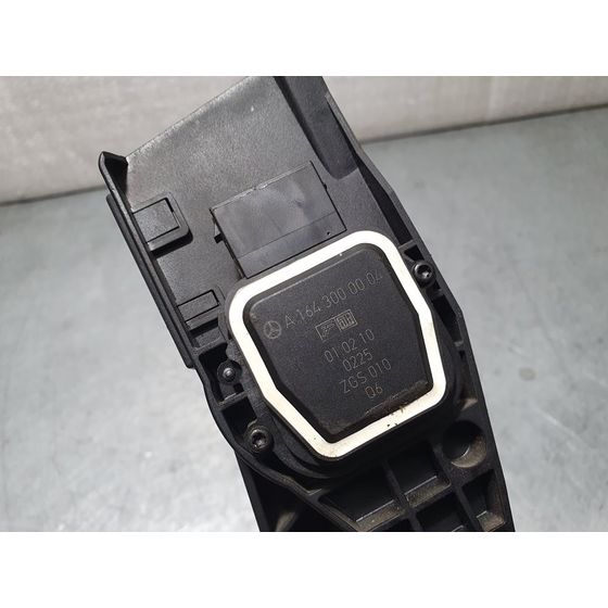 Potenciometro Pedal para Mercedes-Benz Clase M (W164)