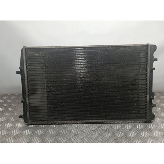Radiador Agua Para Volkswagen Polo