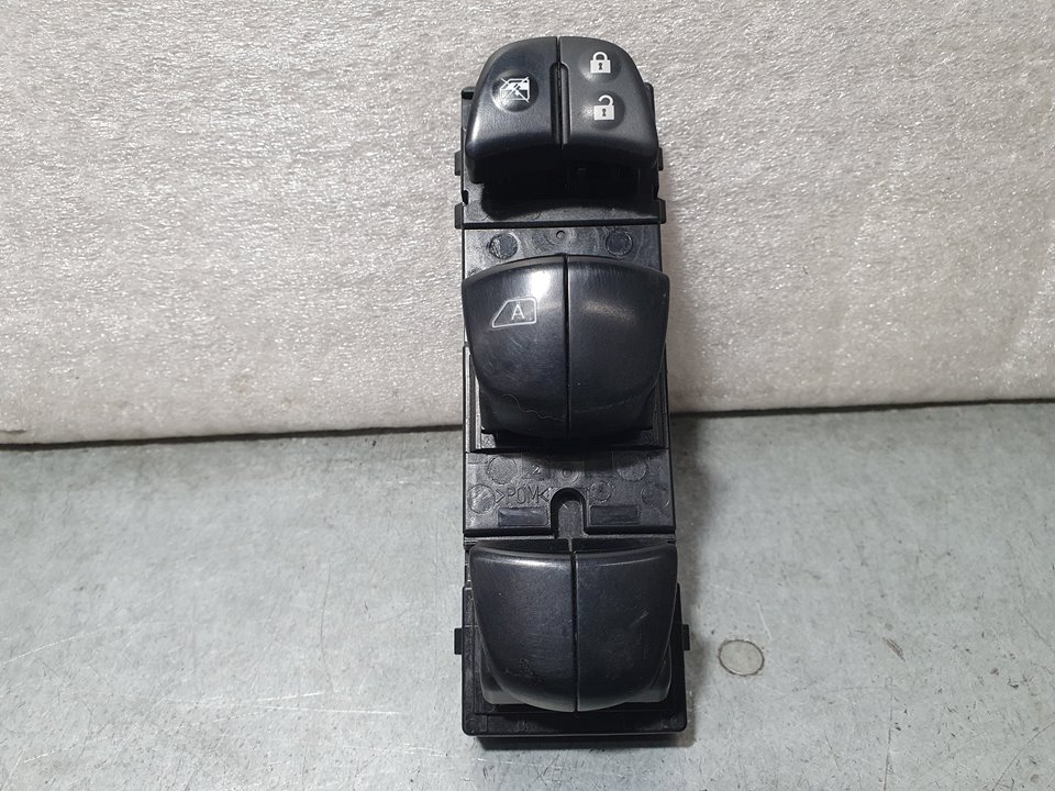 Mando Elevalunas Delantero Izquierdo  Para Nissan Qashqai