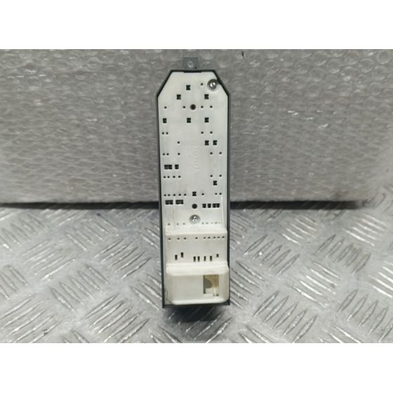 Mando Elevalunas Delantero Izquierdo Para Toyota Auris