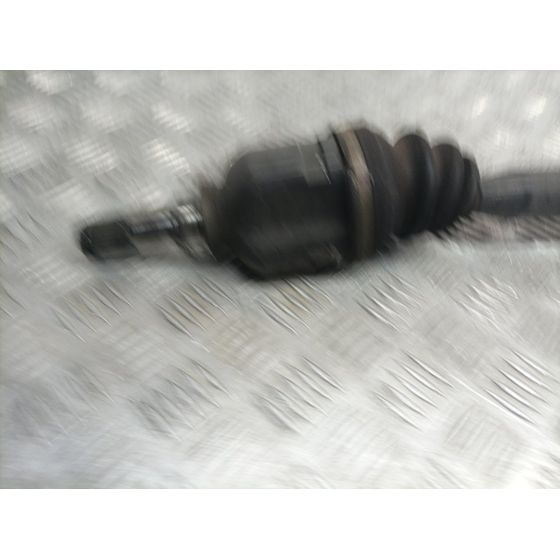 Transmision Delantera Derecha Para Toyota Auris