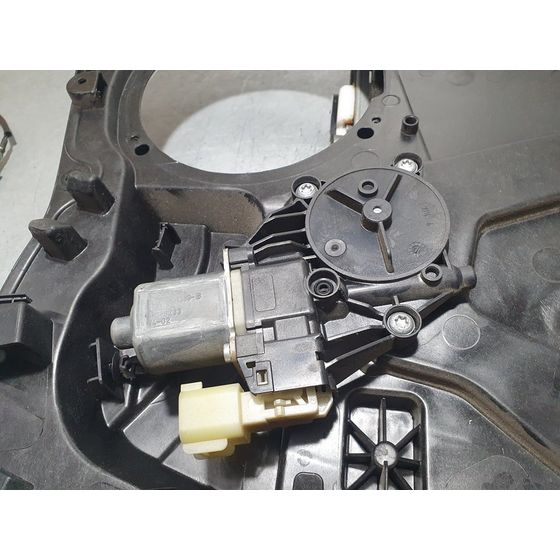 Elevalunas Delantero Izquierdo Para Ford Fiesta