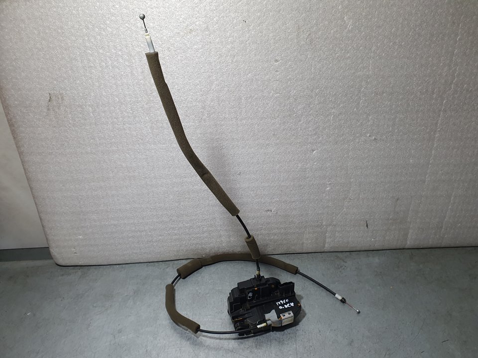 Cerradura Puerta Delantera Derecha Para Nissan Pulsar