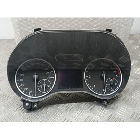 Cuadro Instrumentos para Mercedes-Benz Clase B (W246)