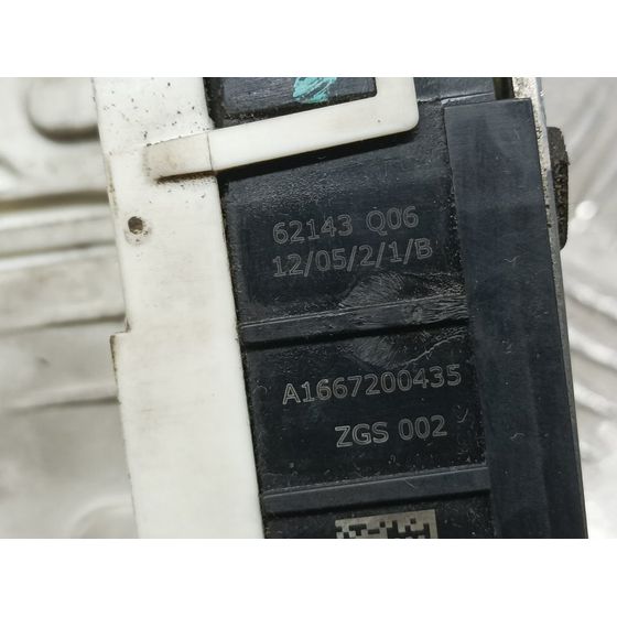 Cerradura Puerta Delantera Derecha Para Mercedes Clase B