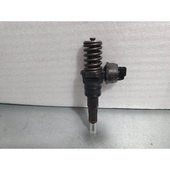 Inyector Para Volkswagen Golf V Berlina