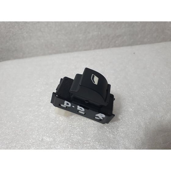 Mando Elevalunas Delantero Derecho Para Citroen C4