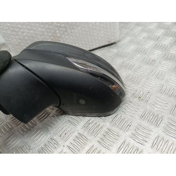 Retrovisor Izquierdo para Ford Fiesta (Ce1)