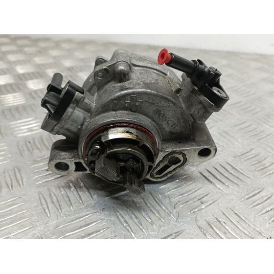 Depresor Freno / Bomba Vacio Para Ford Fiesta