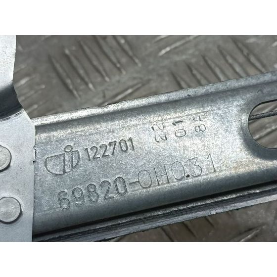Elevalunas Delantero Izquierdo para Peugeot 108 Top