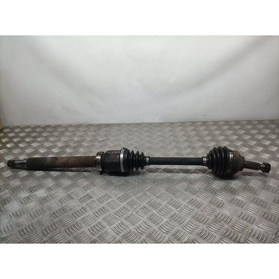 Transmision Delantera Derecha Para Ford Focus Berlina