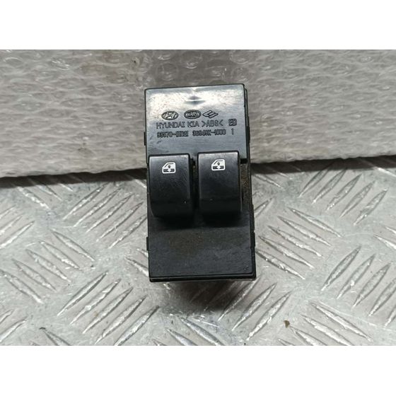 Mando Elevalunas Delantero Izquierdo Para Kia Cee'd