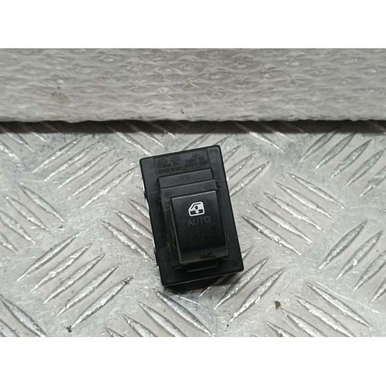 Mando Elevalunas Delantero Derecho Para Kia Cee'd