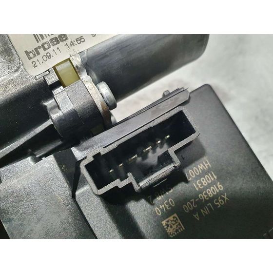 Motor Elevalunas Trasero Derecho Para Renault Scenic Iii
