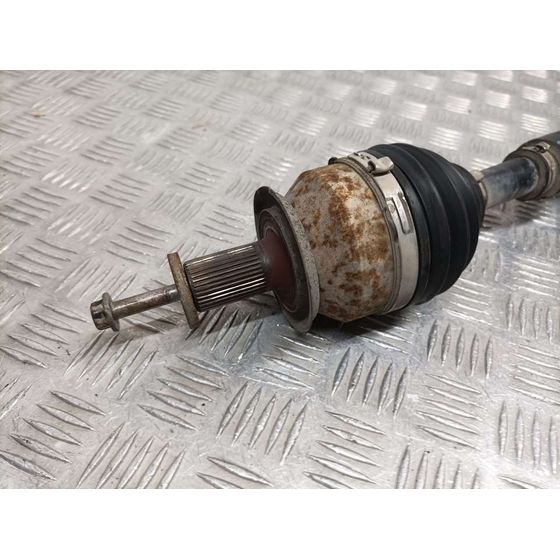 Transmision Delantera Izquierda Para Mazda 3 Berlina