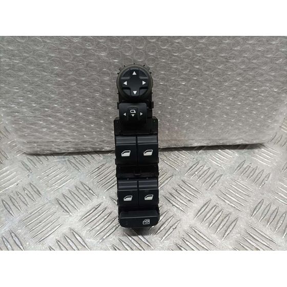 Mando Elevalunas Delantero Izquierdo Para Citroen C3 Aircross
