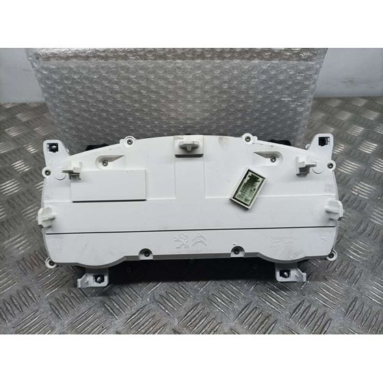 Cuadro Instrumentos Para Toyota Proace