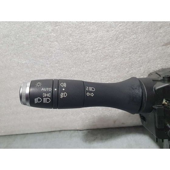 Mando Luces Y Limpia Para Renault Clio V