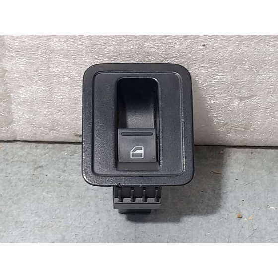 Mando Elevalunas Delantero Derecho Para Volkswagen Polo