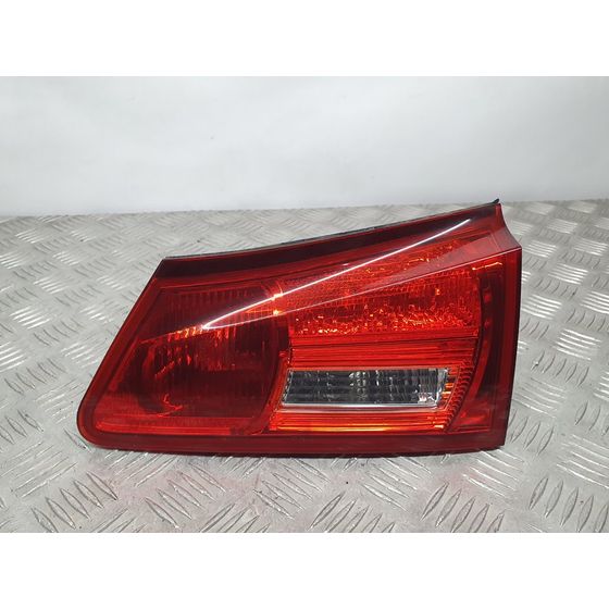 Piloto Trasero Derecho Para Lexus Is200