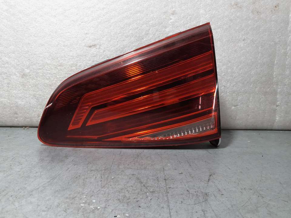 Piloto Trasero Derecho Para Volkswagen Golf Vii Lim.