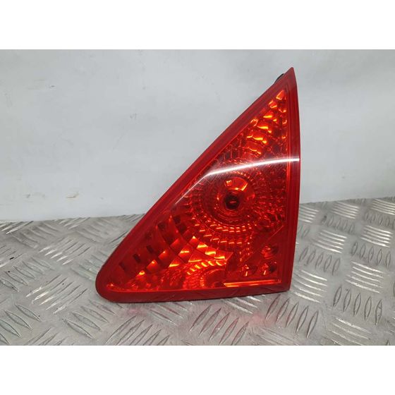 Piloto Trasero Derecho para Peugeot 3008