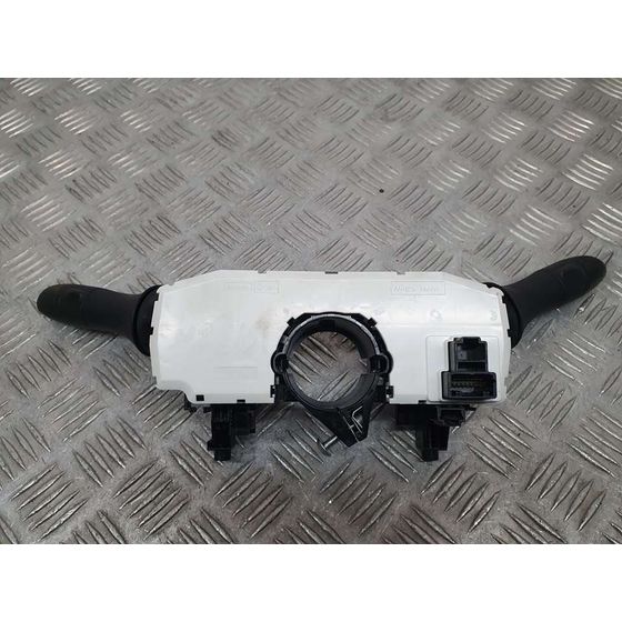 Mando Luces Y Limpia Para Nissan Qashqai