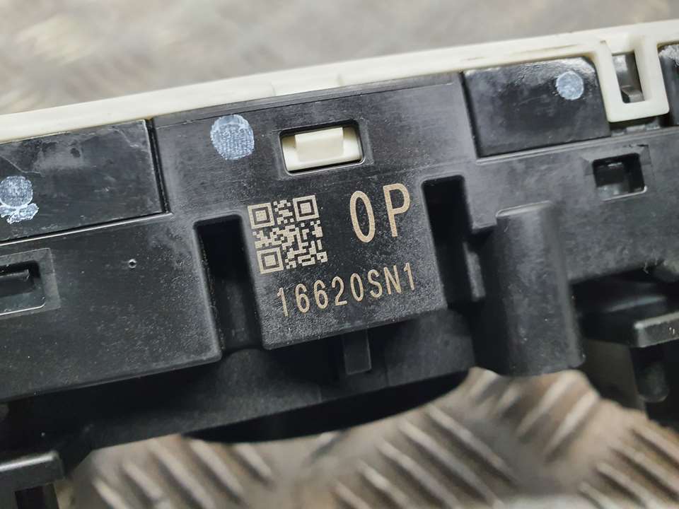 Mando Luces Y Limpia Para Nissan Qashqai