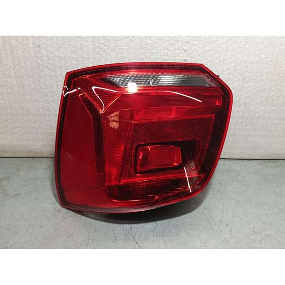 Piloto Trasero Derecho para Volkswagen Polo (6C1)