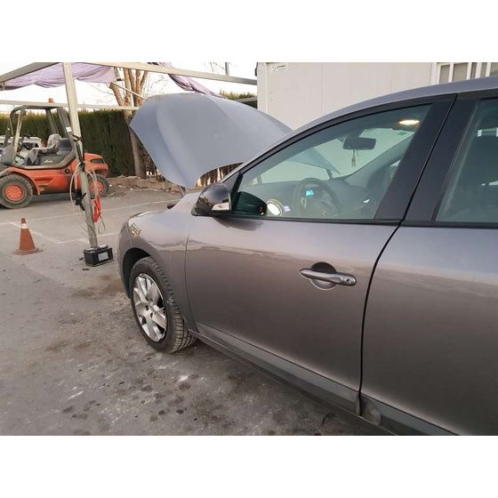 Puerta Delantera Izquierda Para Renault Megane Iii Berlina 5 P