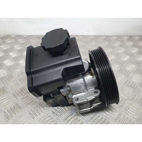 Bomba Direccion para Mercedes-Benz Clase C (W204) Berlina
