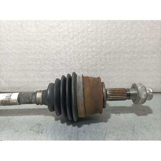 Transmision Delantera Izquierda Para Opel Corsa E