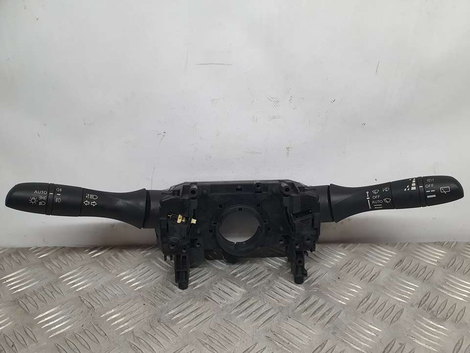 Mando Luces Y Limpia Para Nissan Micra V