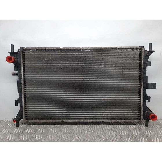 Radiador Agua Para Ford Focus Berlina