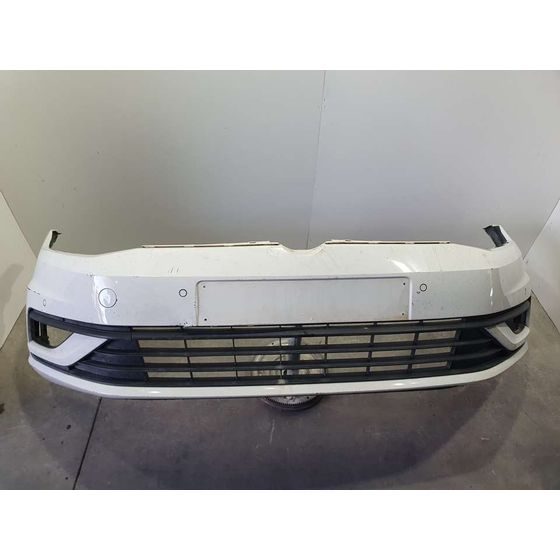 Paragolpes Delantero Para Volkswagen Golf Vii Lim.