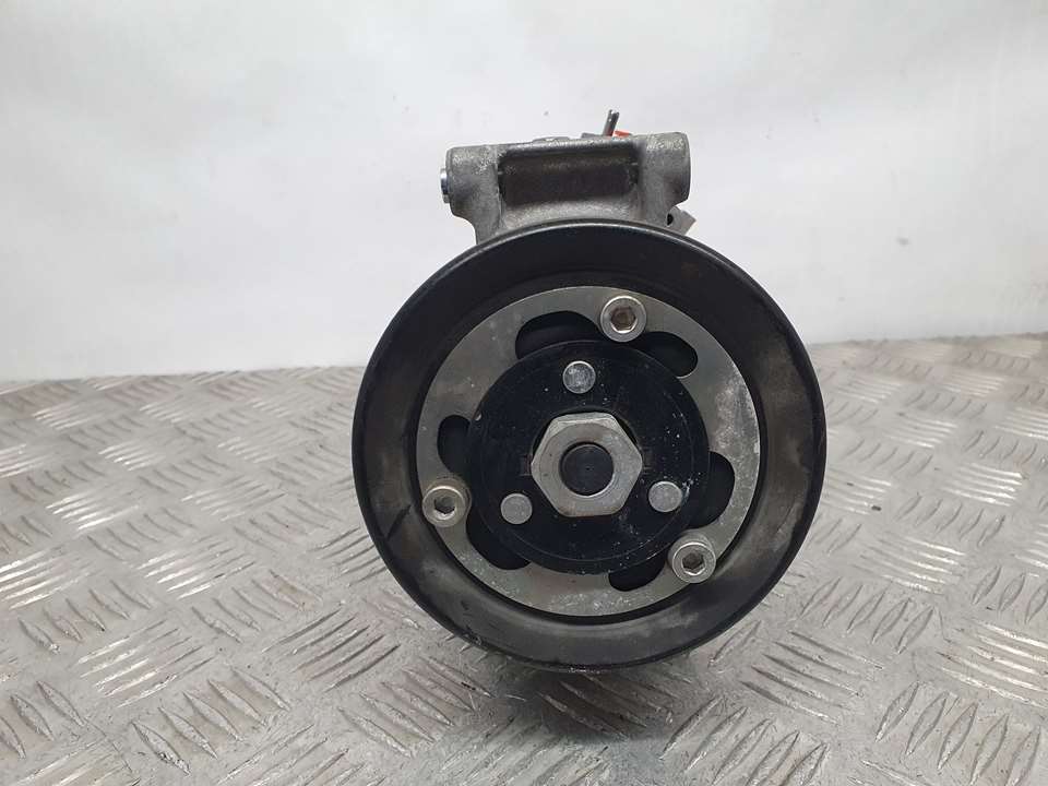 Compresor Aire Acondicionado Para Volkswagen Golf Vii Sportsvan