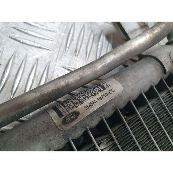 Condensador / Radiador Aire Acondicionado Para Ford Focus Lim.