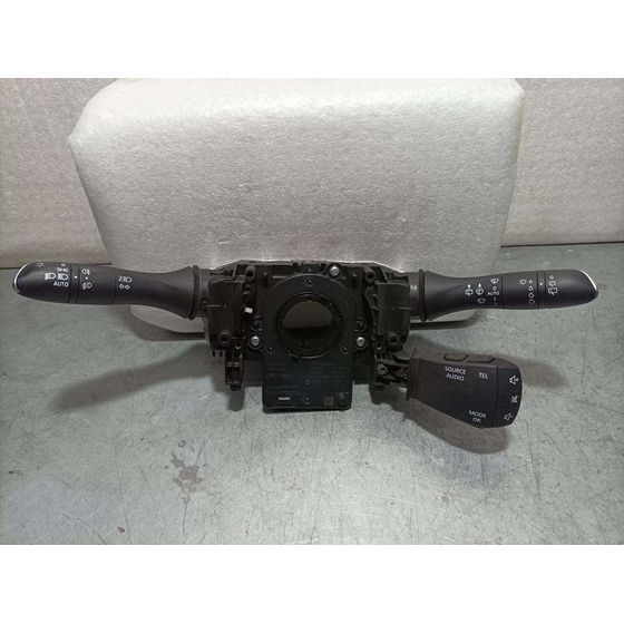 Mando Luces Y Limpia Para Renault Kadjar