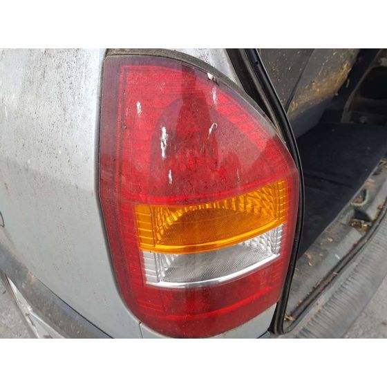 Piloto Trasero Izquierdo Para Opel Zafira A