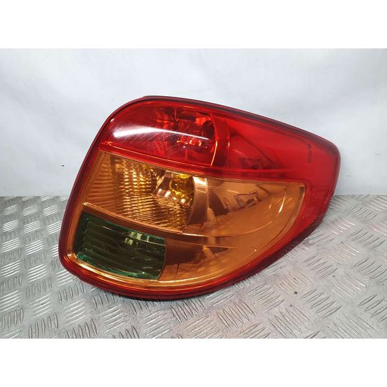 Piloto Trasero Derecho Para Suzuki Sx4 Rw