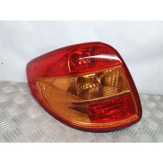 Piloto Trasero Izquierdo para Suzuki Sx4 Rw (Ey)
