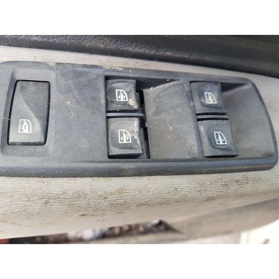 Mando Elevalunas Delantero Izquierdo Para Dacia Lodgy
