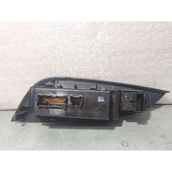 Mando Elevalunas Delantero Izquierdo Para Nissan Pulsar